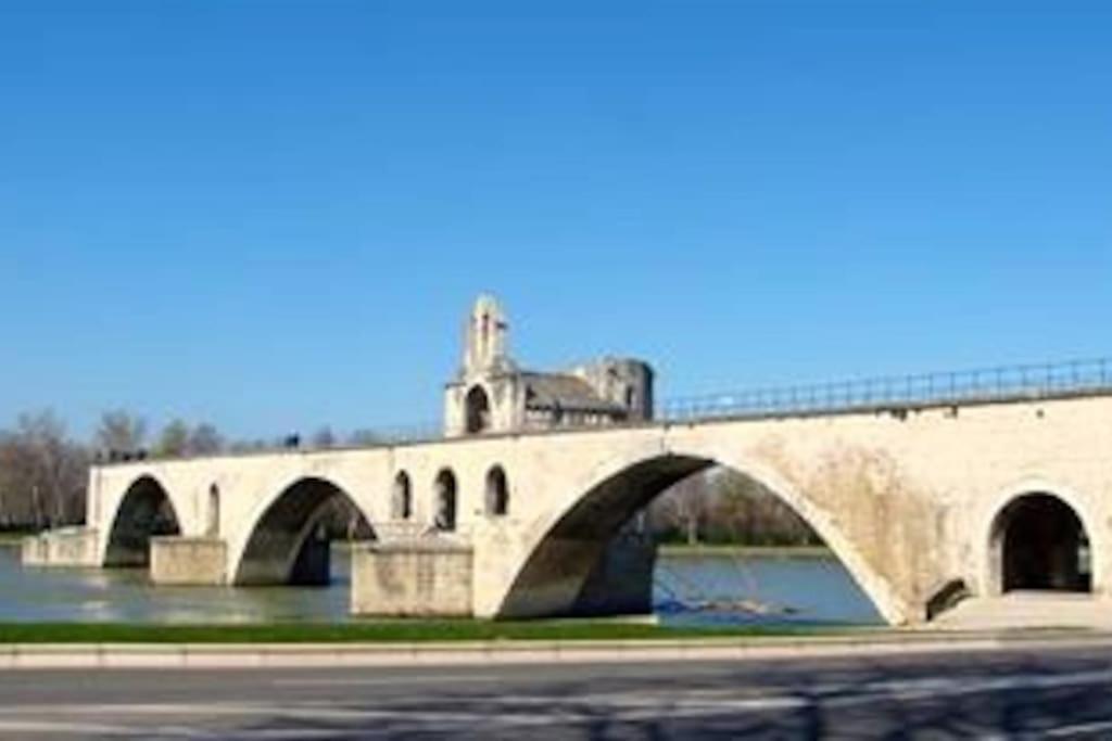 Le Loft Des Antiquaires, L'Isle-Sur-La-Sorgue Appartement Buitenkant foto
